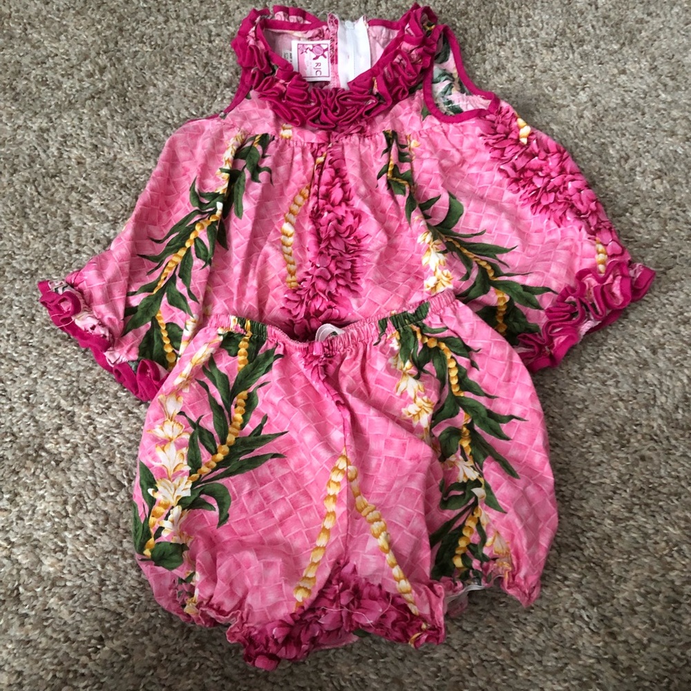 Little girls Hawaiian outfit
